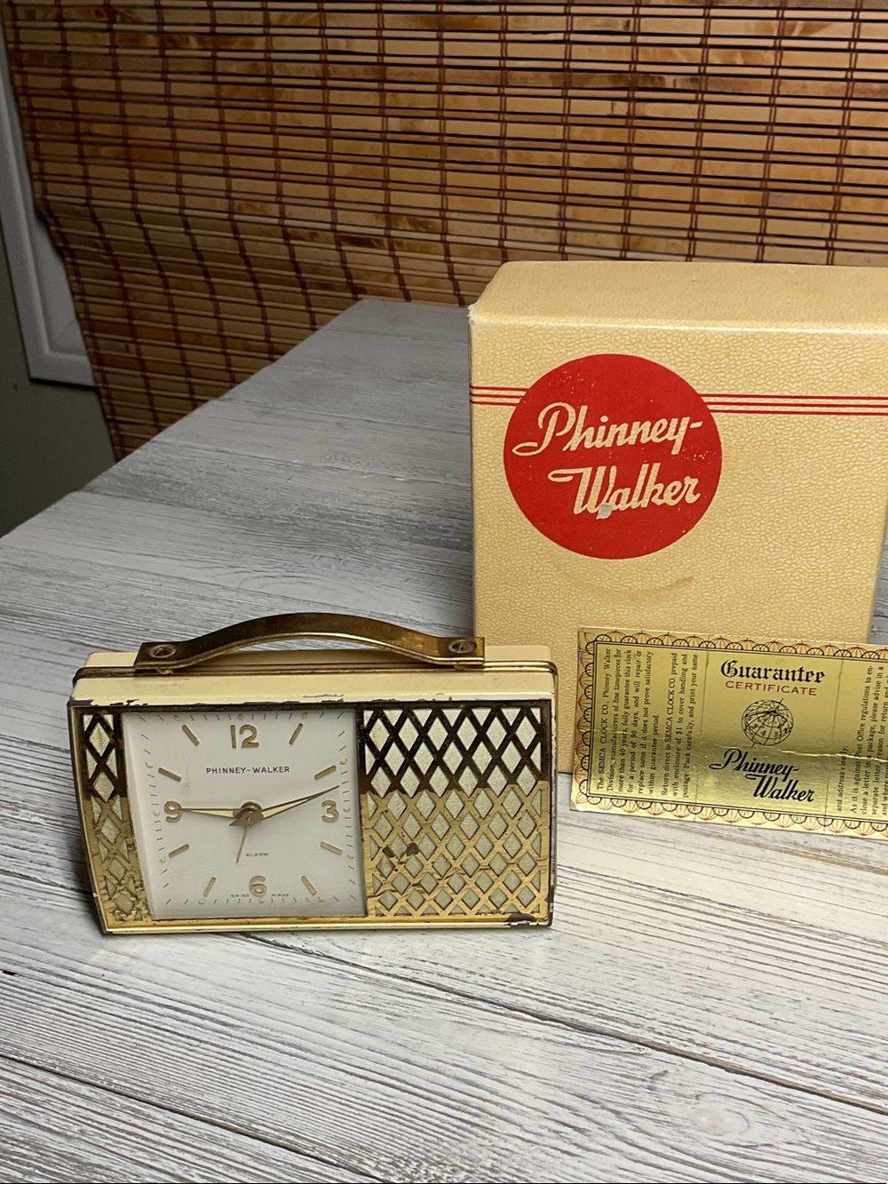 Vintage Phinney-Walker Swiss Wind Up music Alarm Clock radio-grill TV-style Work